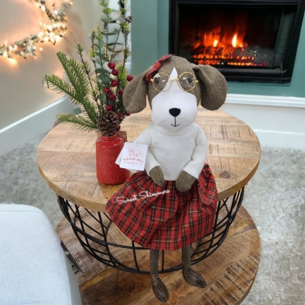 Holiday Beagle Dog In Plaid Dress Shelf Sitter Decor NEW
